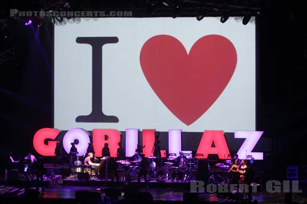 GORILLAZ - 2010-11-23 - PARIS - Zenith - 